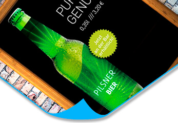 Palakatdruck auf Affichenpapier Ein Plakatdruck auf Affichenpapier